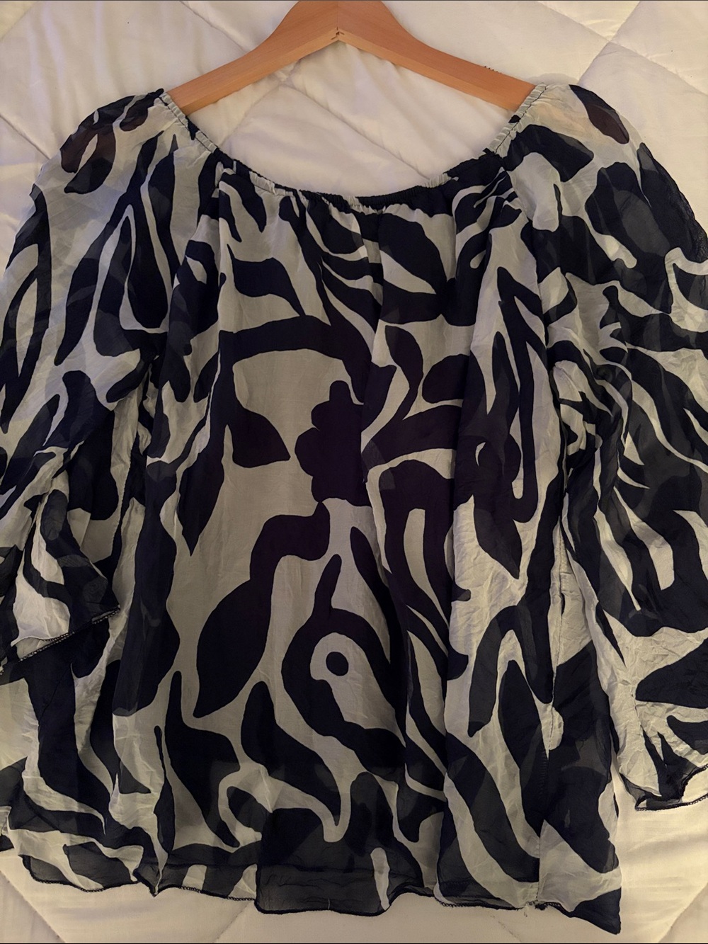La Ragarre Navy and Cream Printed Blouse